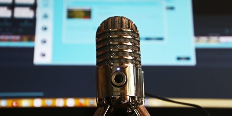 Znajdź bezpłatne podcasty w Amazon Music Znajdź bezpłatne podcasty w Amazon Music