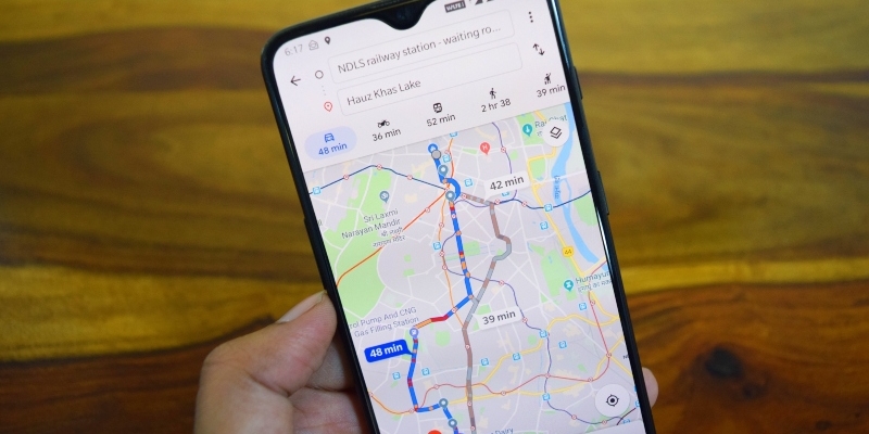 Google Maps uruchamiają interfejs i nowy głos Google Maps uruchamiają interfejs i nowy głos
